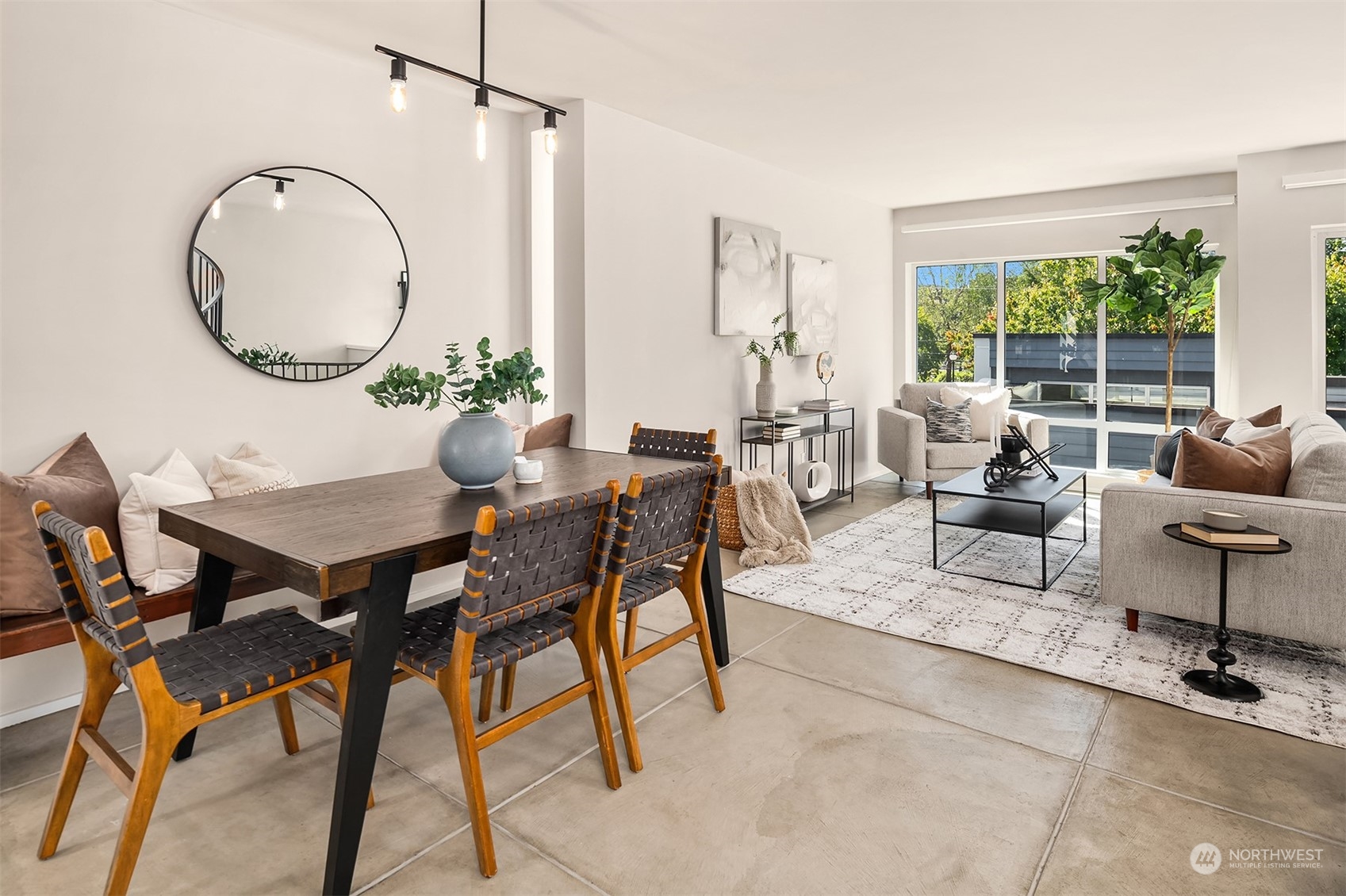 1106 E Howell St Unit: A