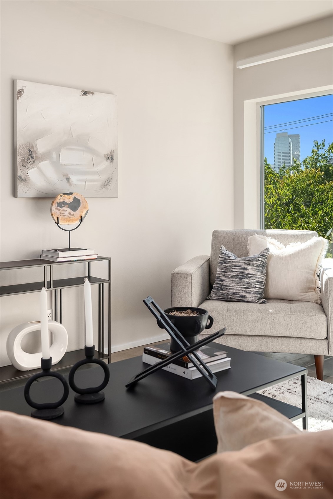 1106 E Howell St Unit: A