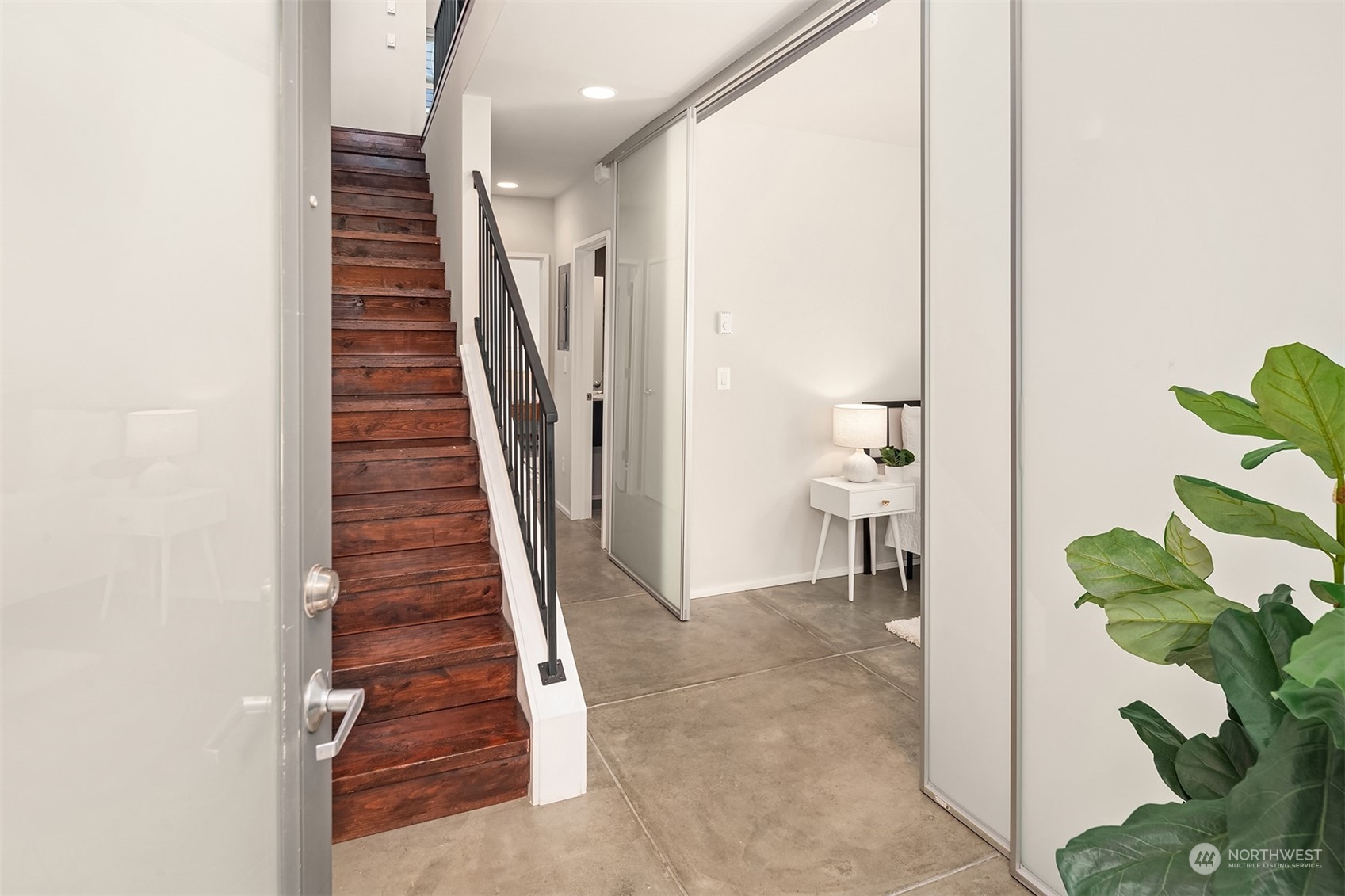 1106 E Howell St Unit: A