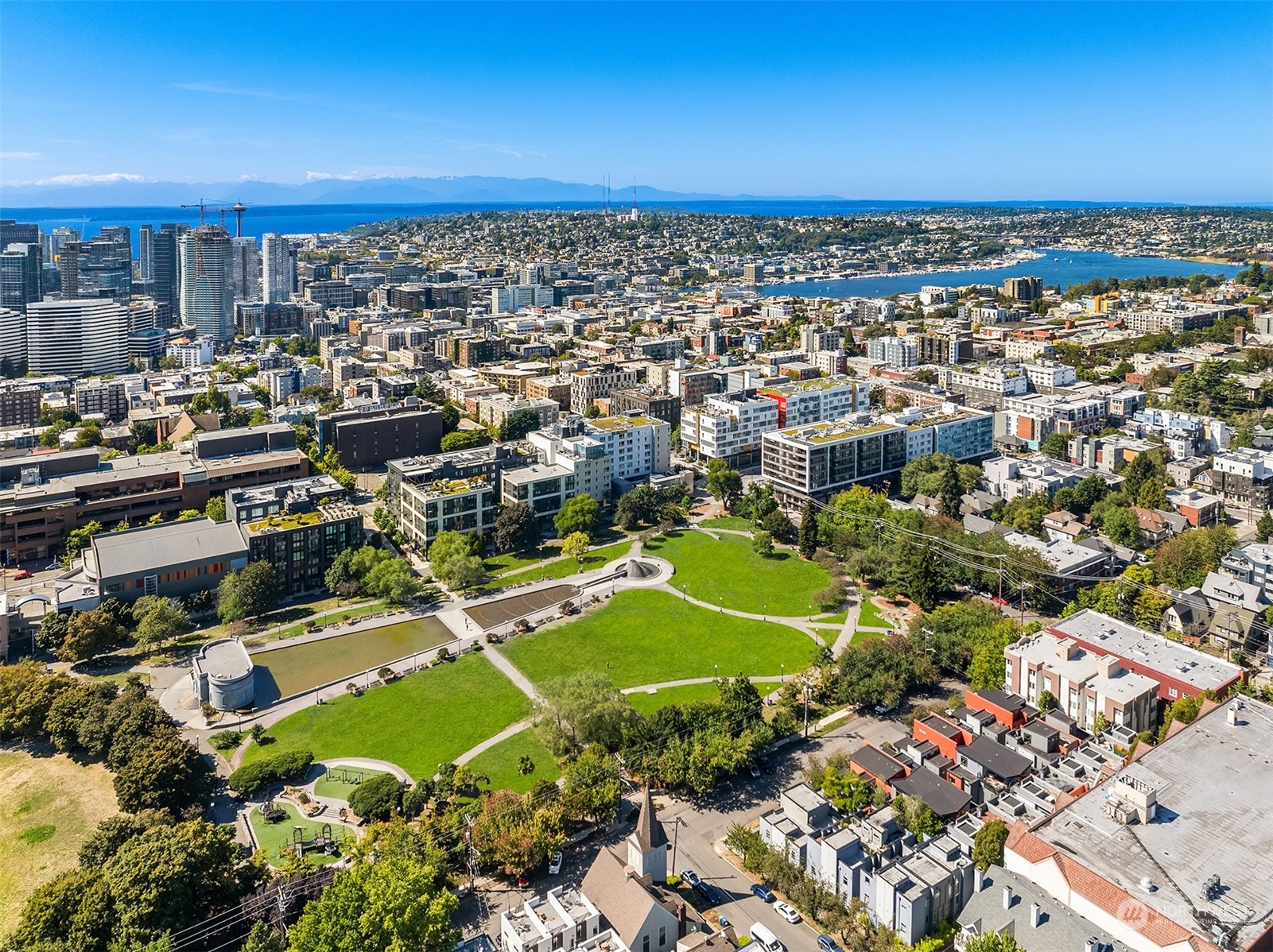 1106 E Howell St Unit: A