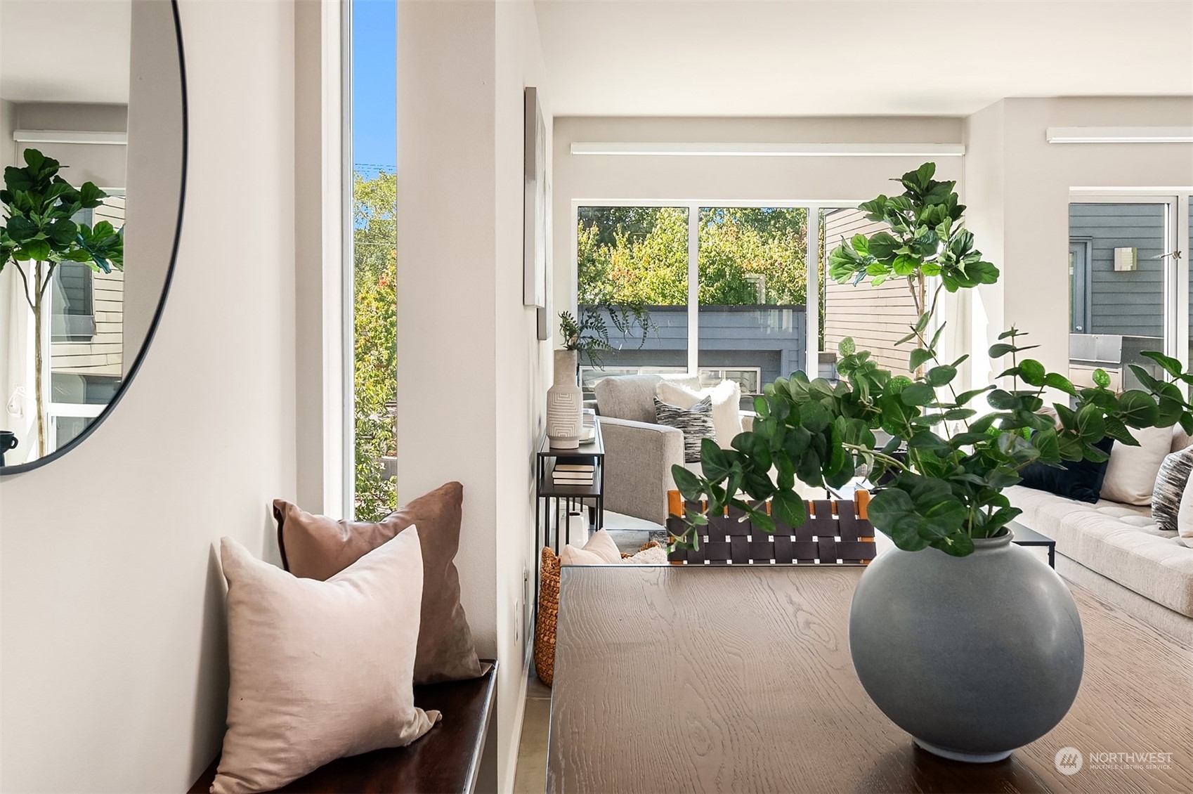 1106 E Howell St Unit: A