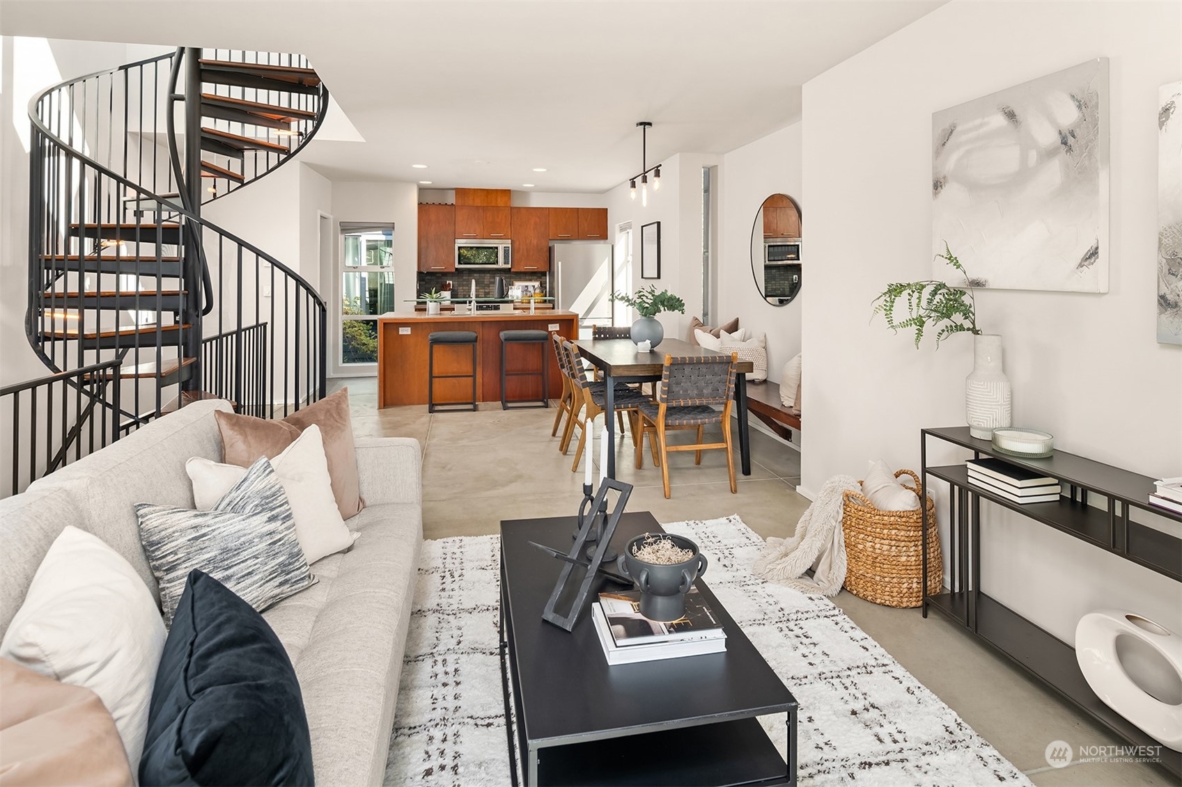 1106 E Howell St Unit: A