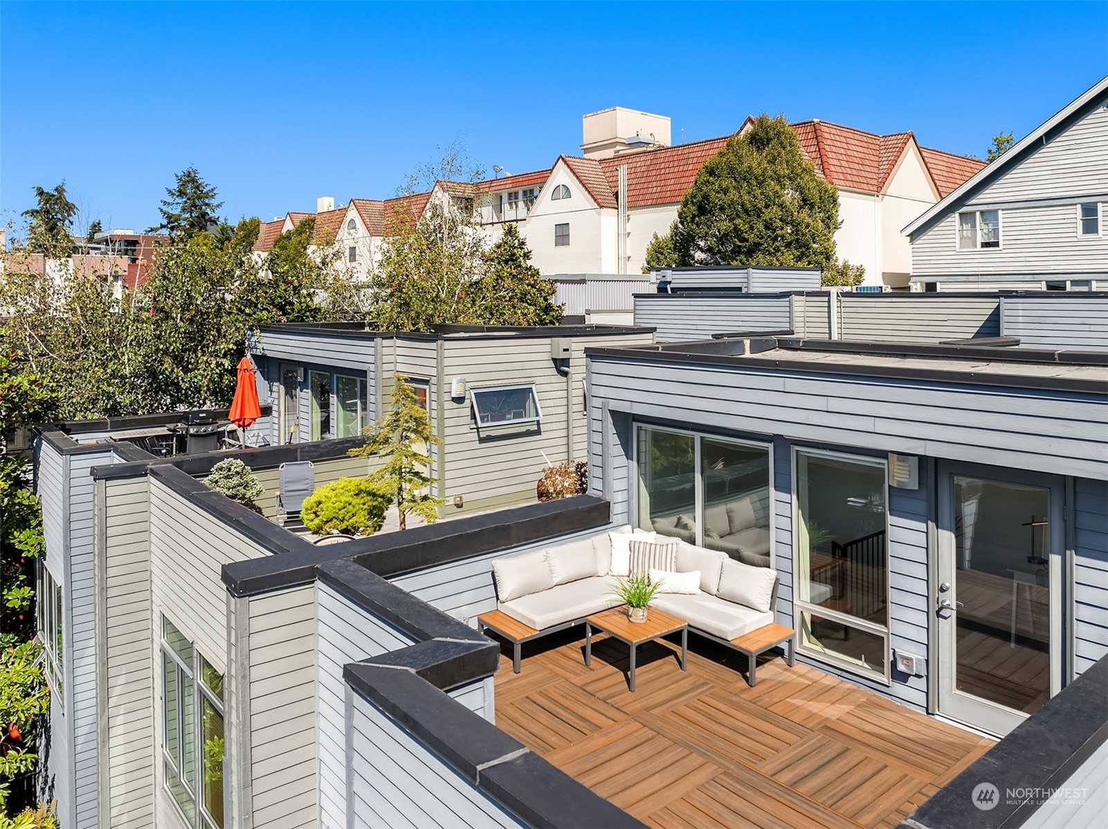 1106 E Howell St Unit: A