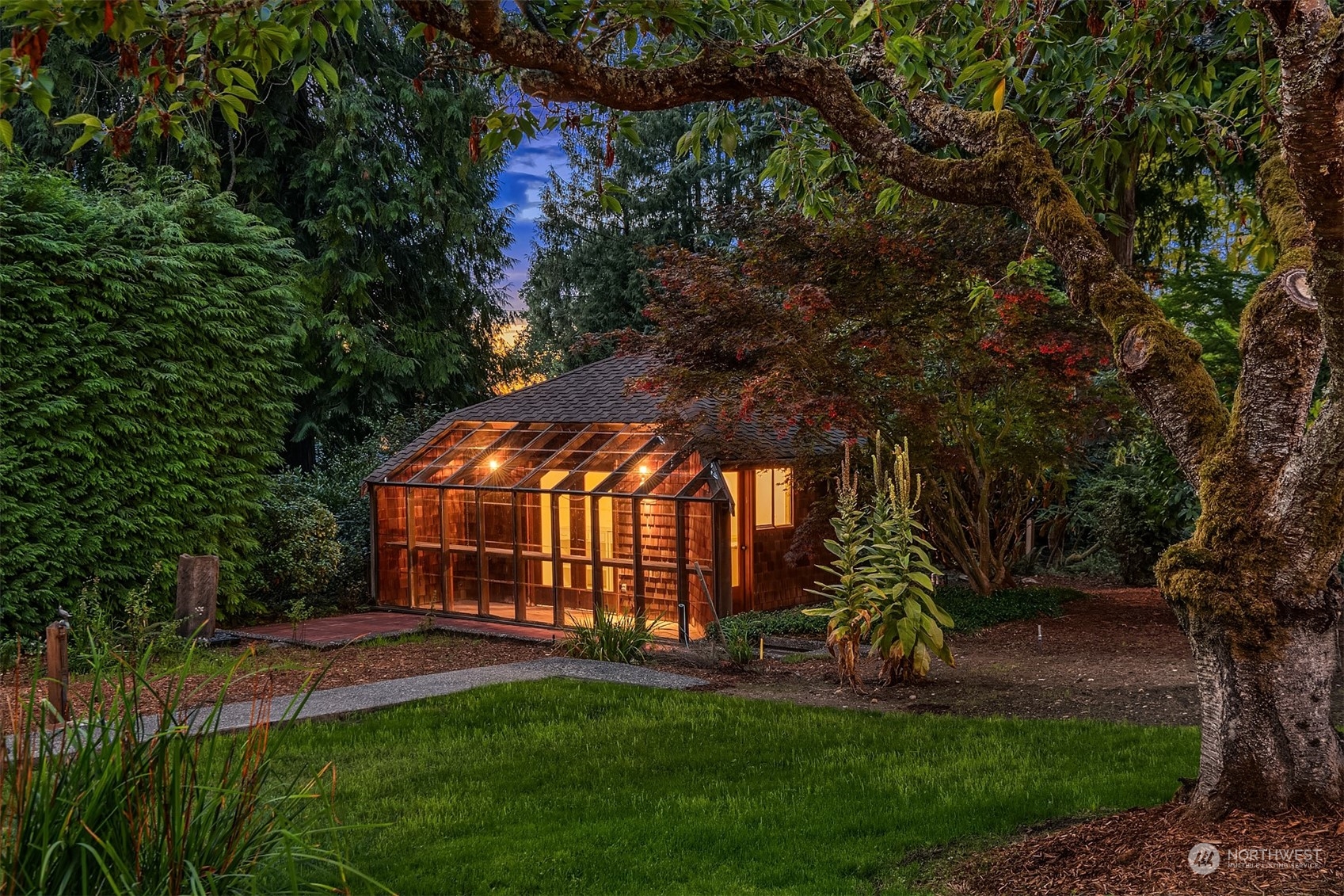 1115 NW Elford Drive