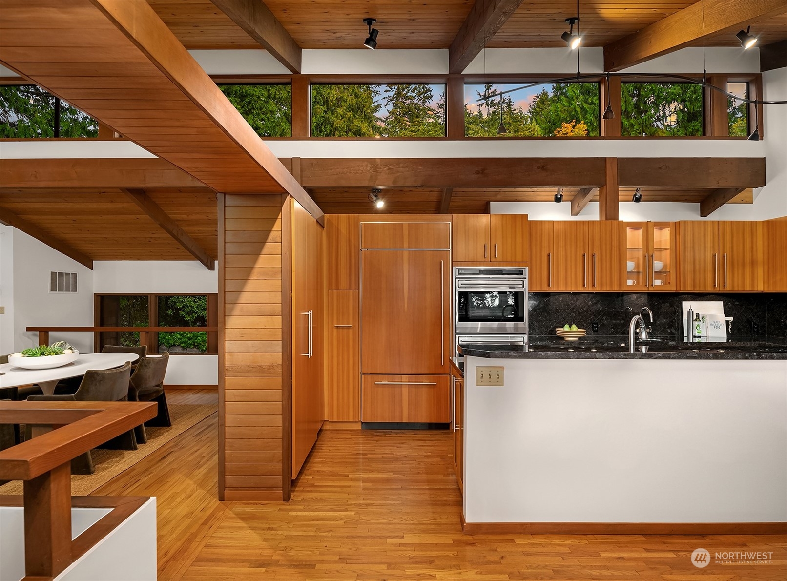 1115 NW Elford Drive