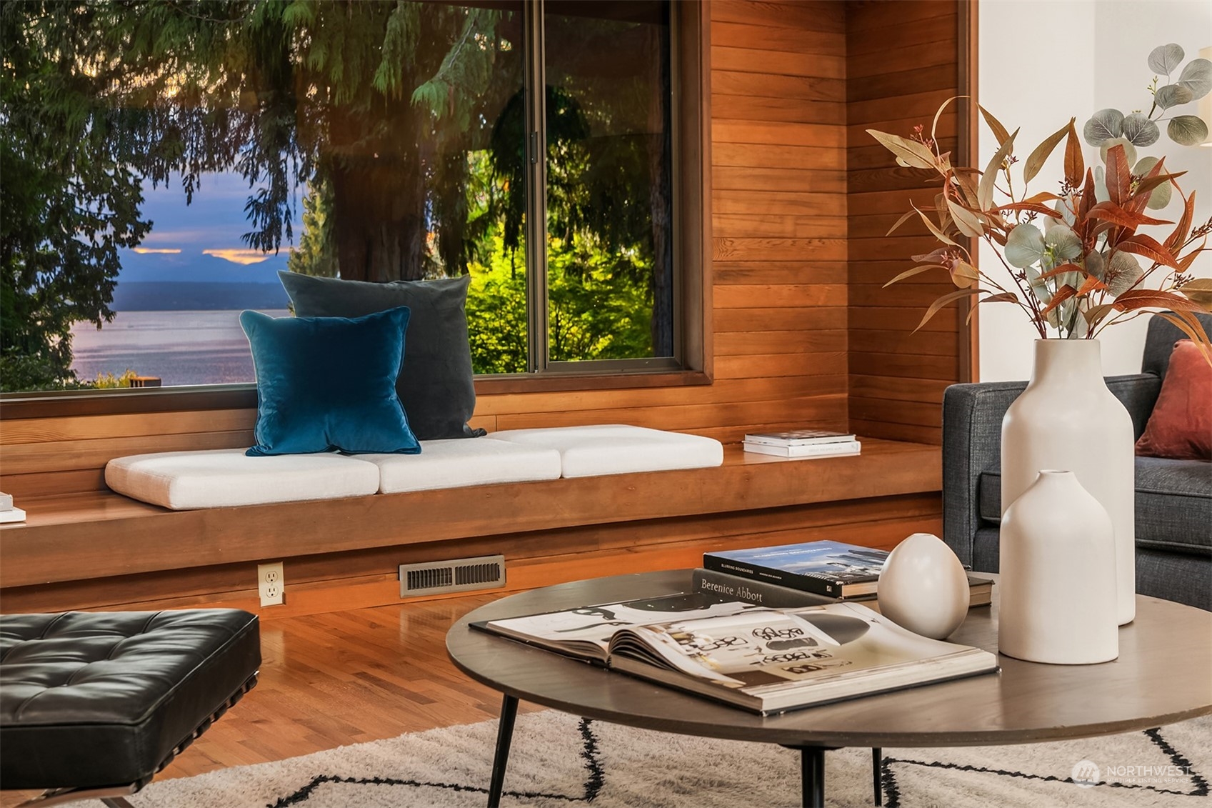 1115 NW Elford Drive