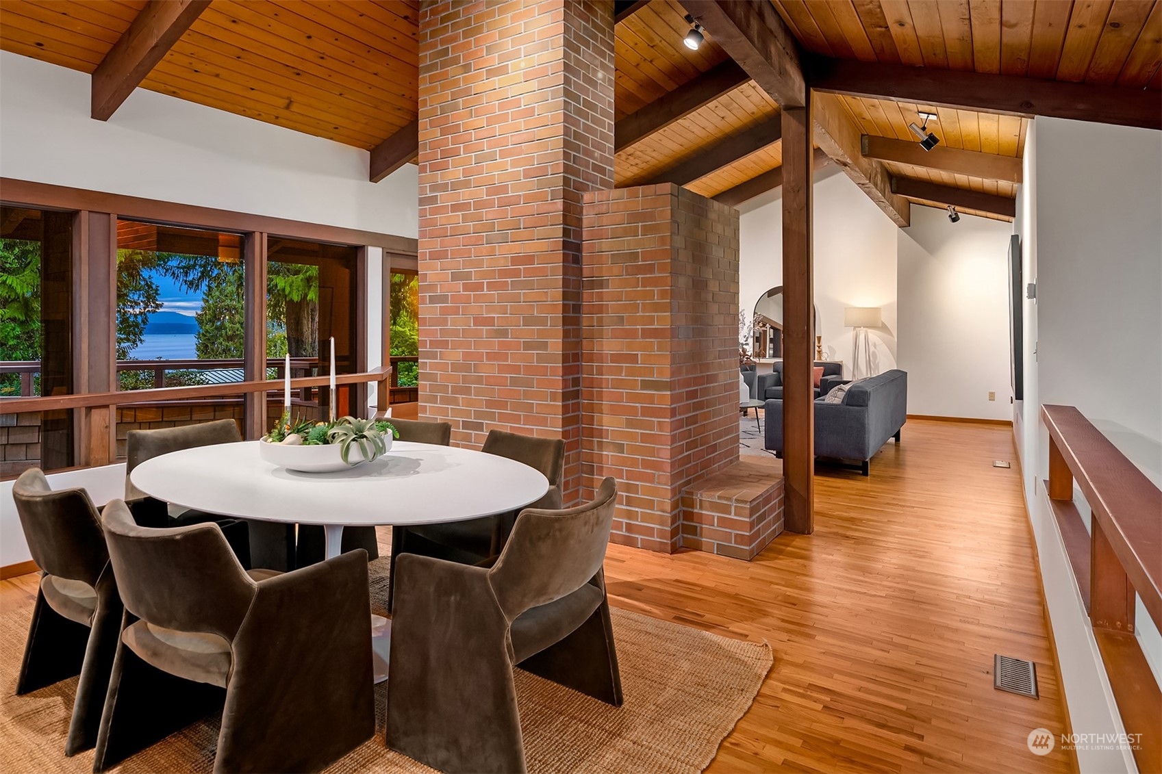 1115 NW Elford Drive