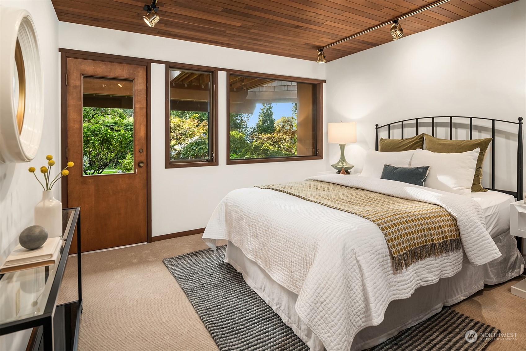 1115 NW Elford Drive