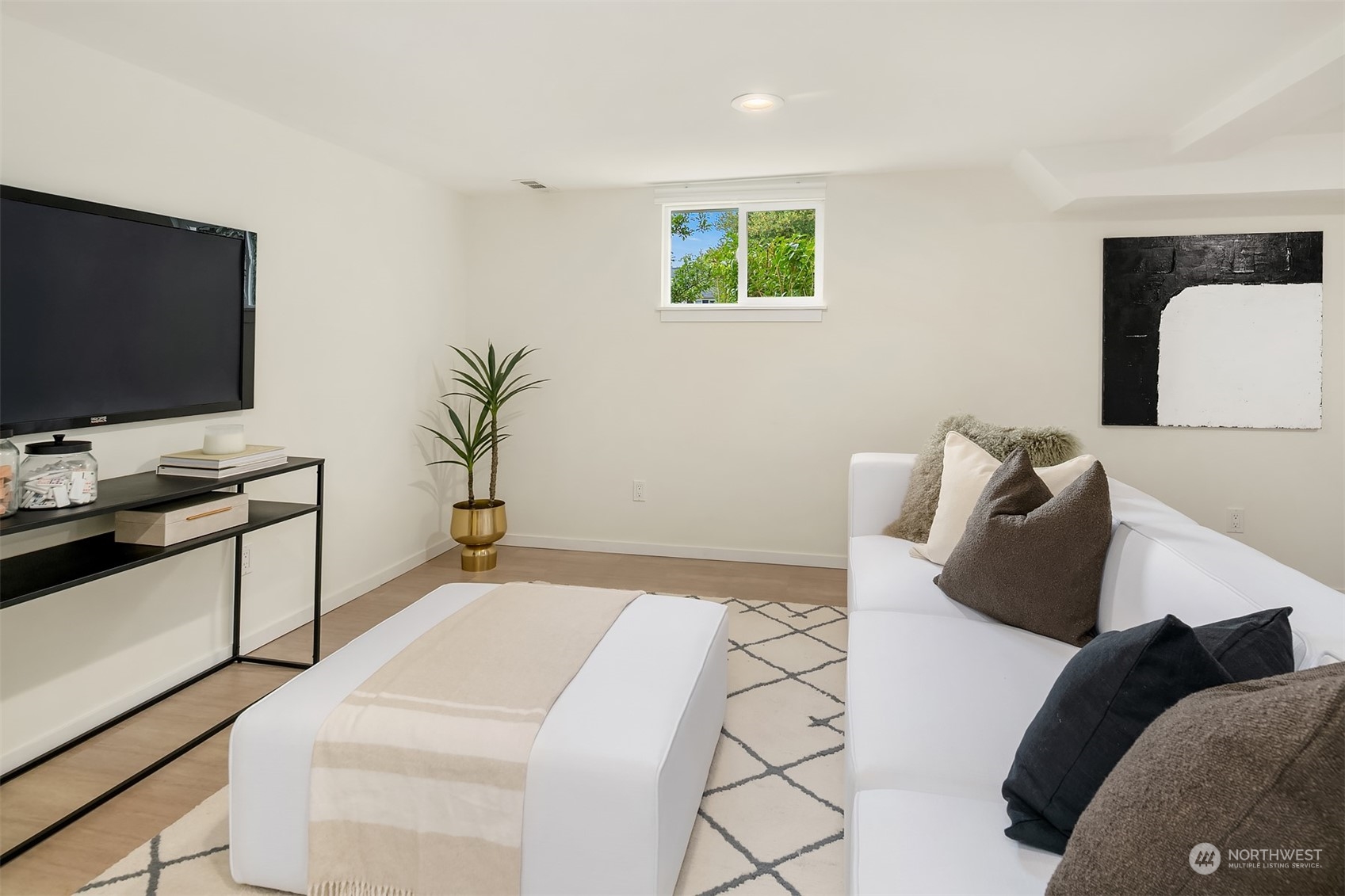 12726 27th Avenue NE