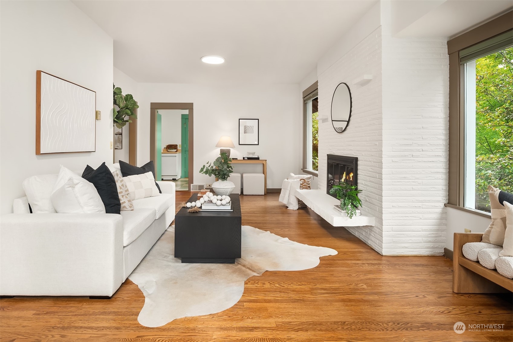 8752 Evanston Avenue N