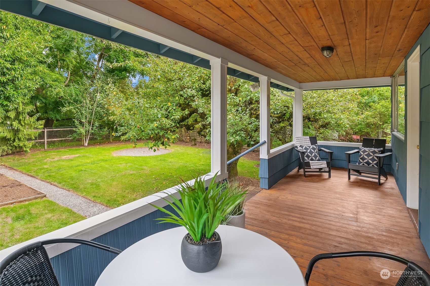 8752 Evanston Avenue N