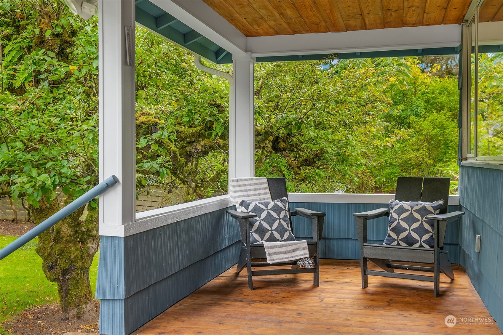 8752 Evanston Avenue N