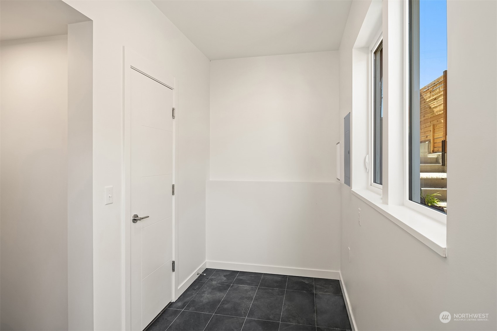 4912 S Alaska Street