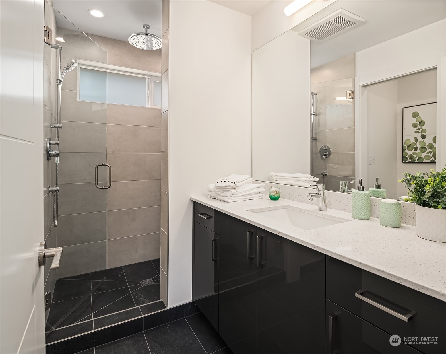 4912 S Alaska Street