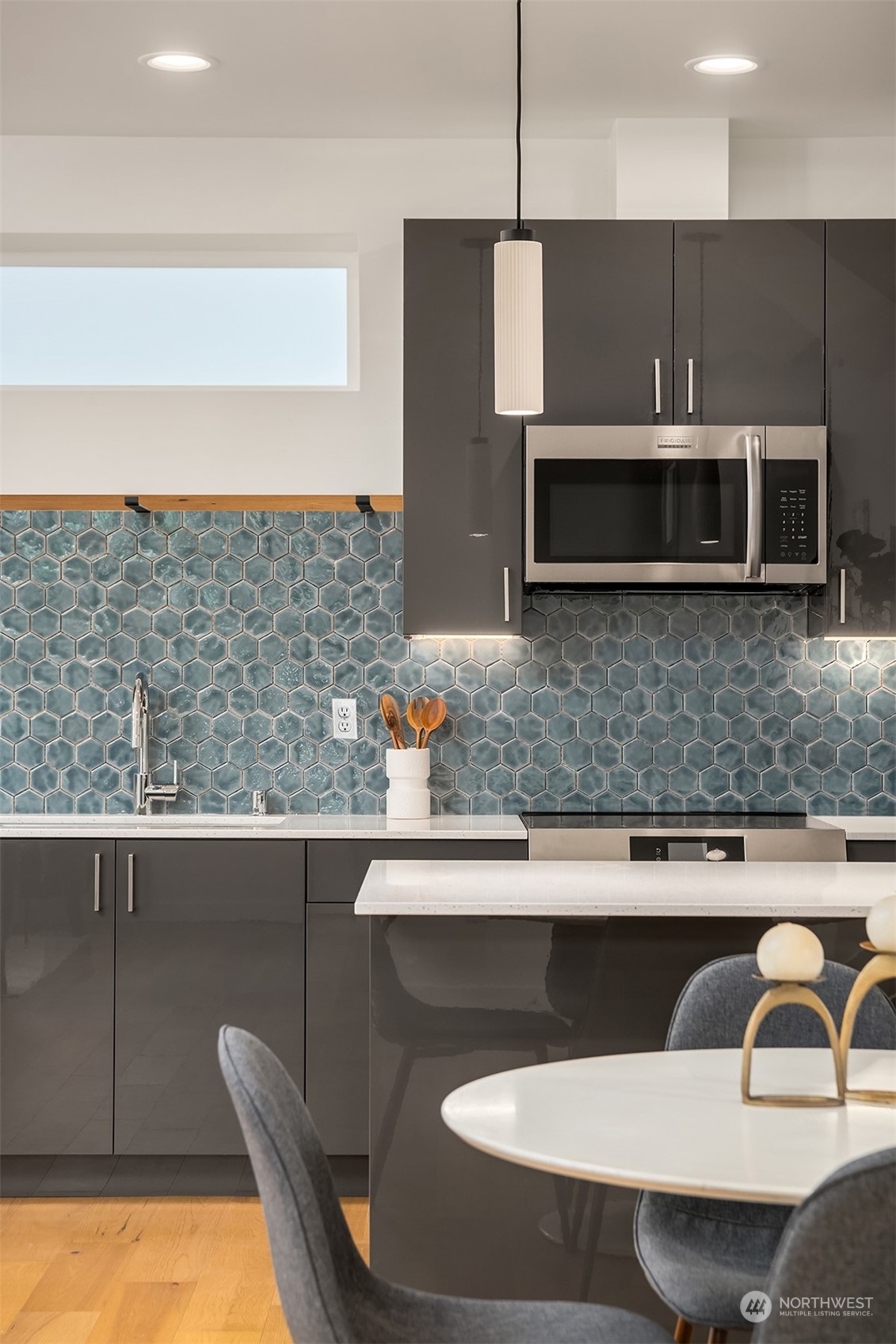 4912 S Alaska Street