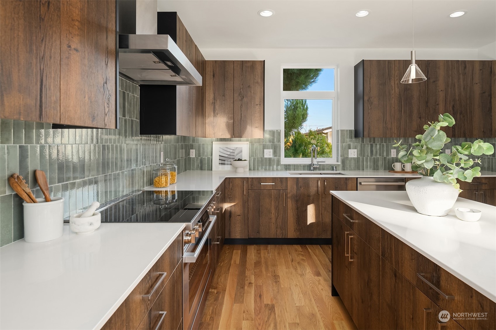 4910 S Alaska Street