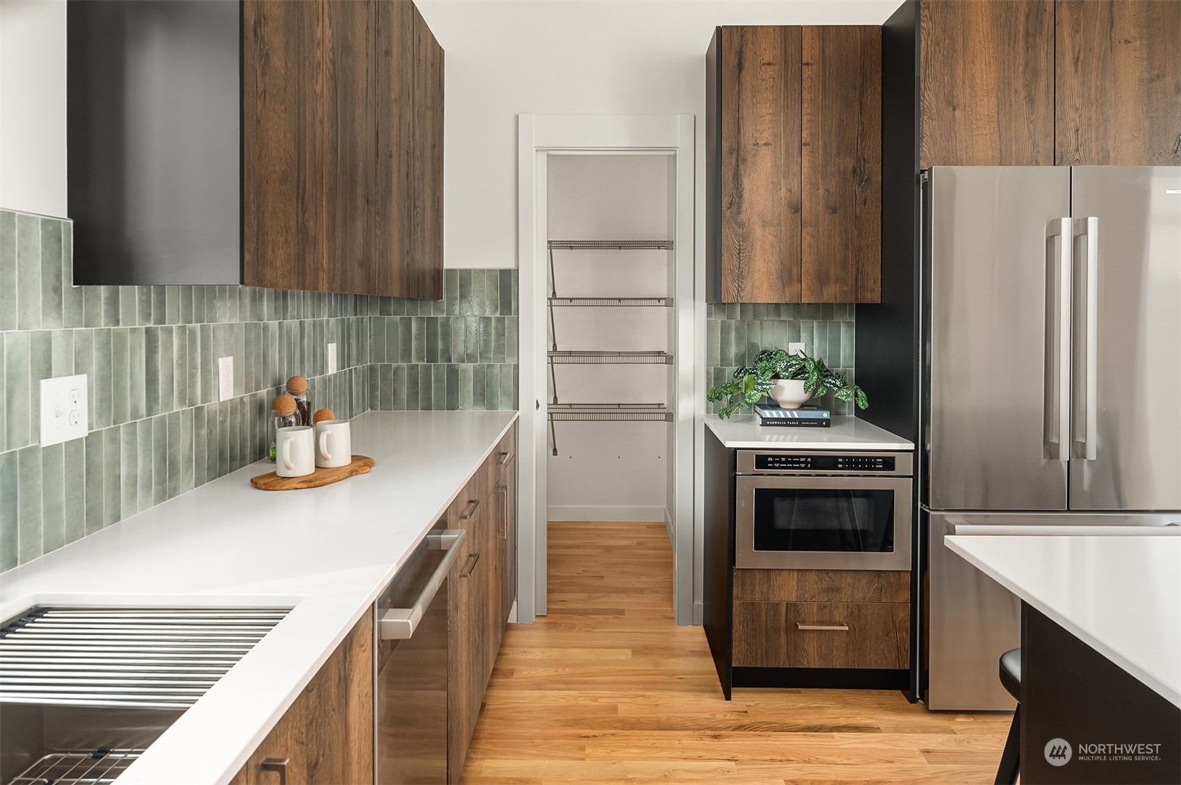 4910 S Alaska Street