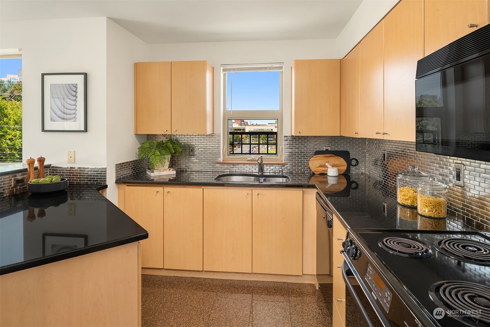 412 11th Avenue Unit: 501