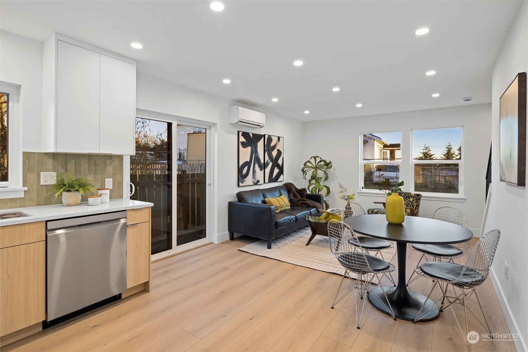 3813 S Lucile Street