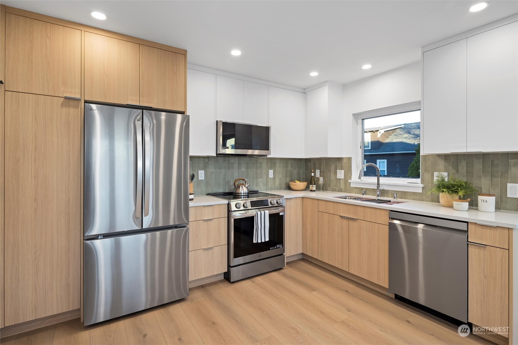 3813 S Lucile Street