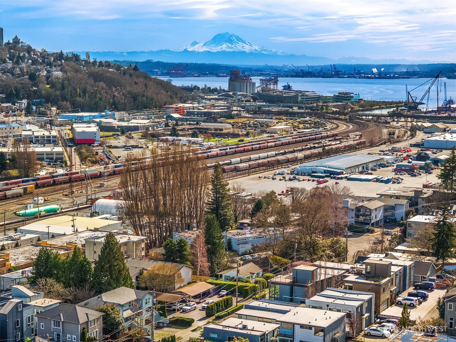 2636 22nd Avenue W Unit: 201