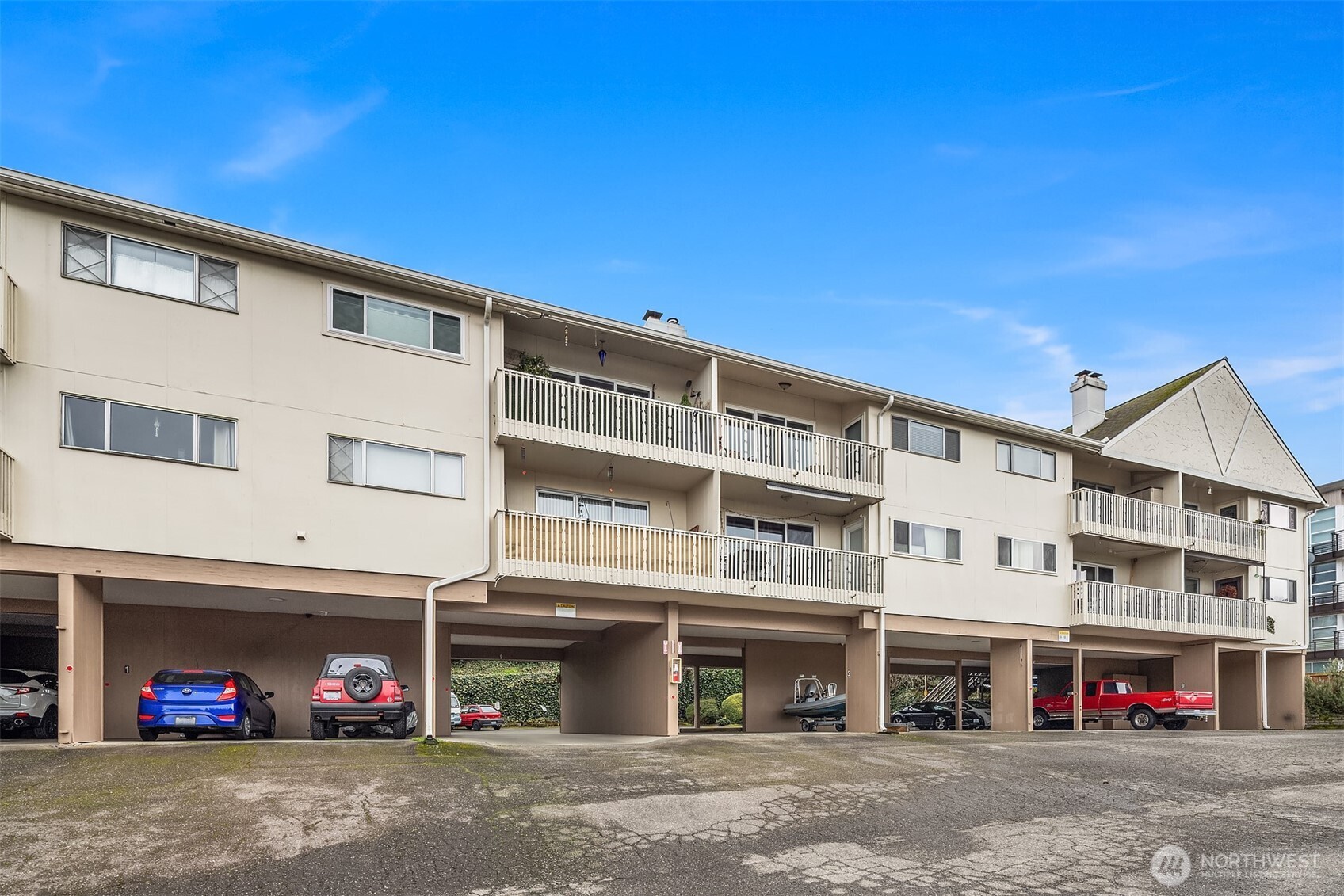 630 5th Avenue S Unit: 101