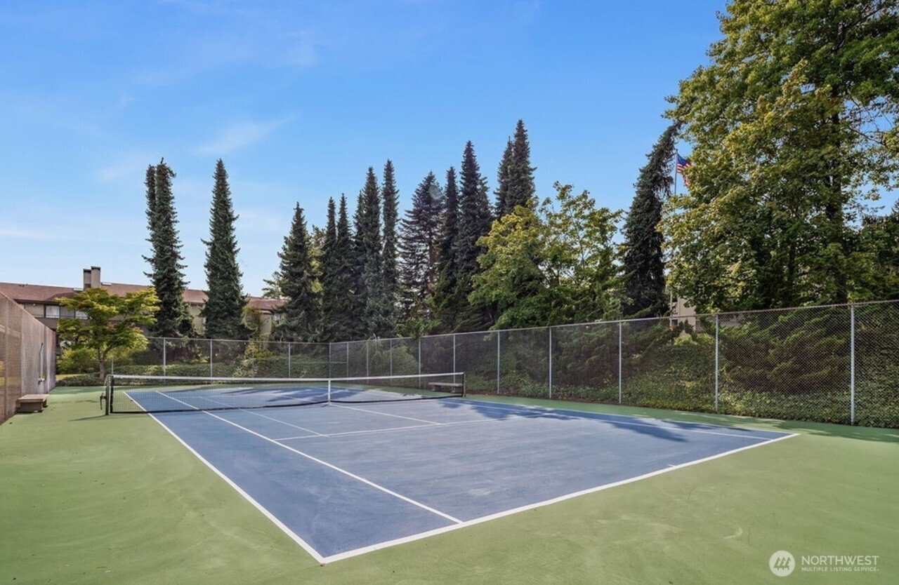 6720 Park Point Way NE Unit: E304