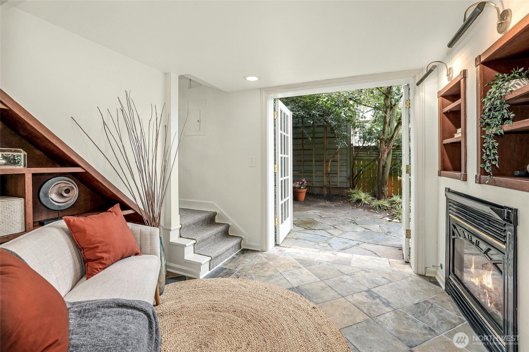 2237 E Blaine Street