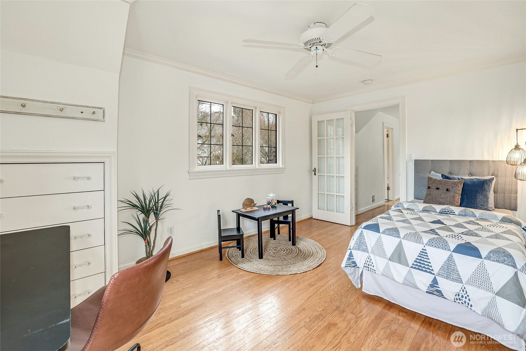 2237 E Blaine Street