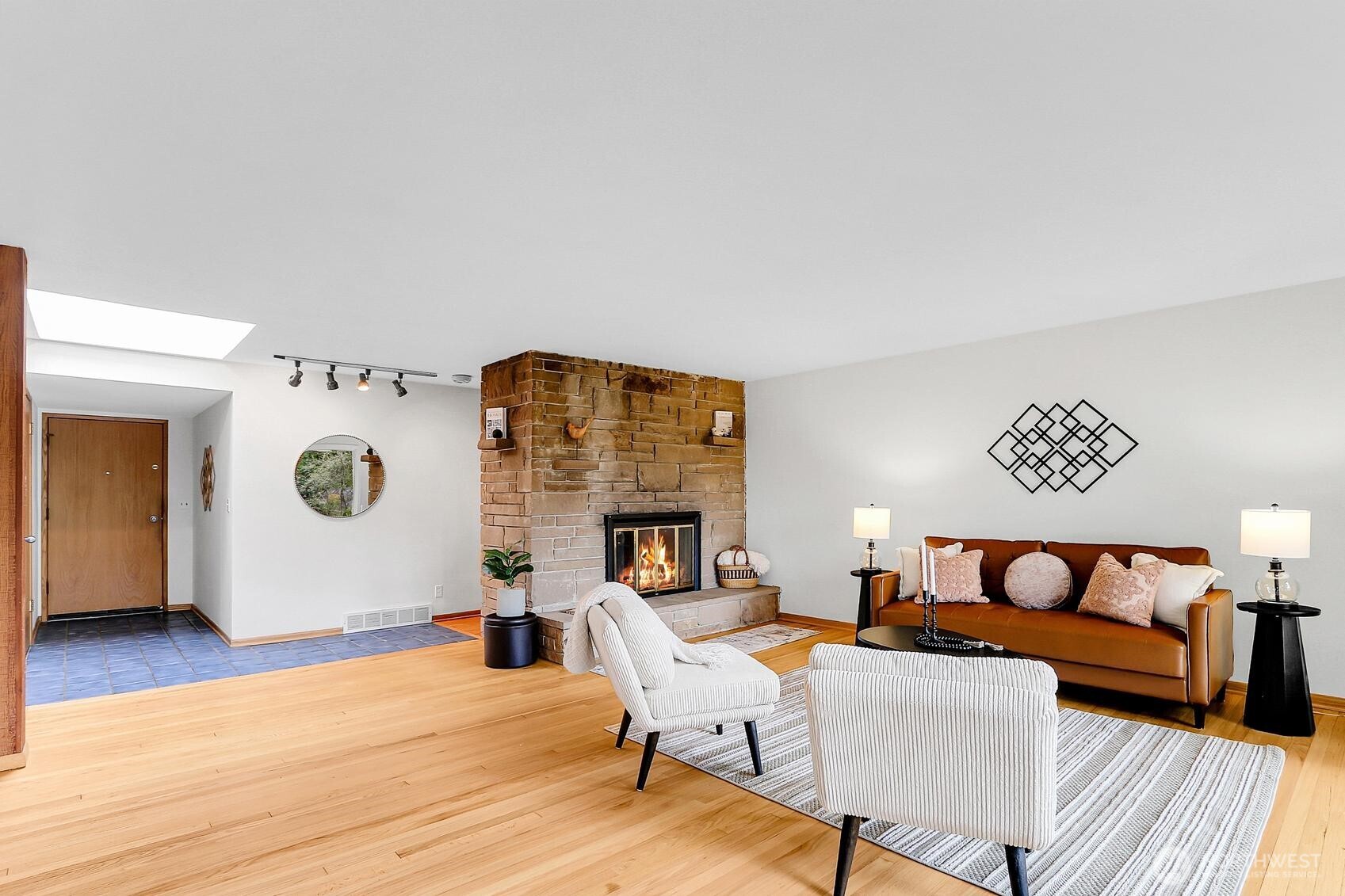 11024 27th Avenue NE