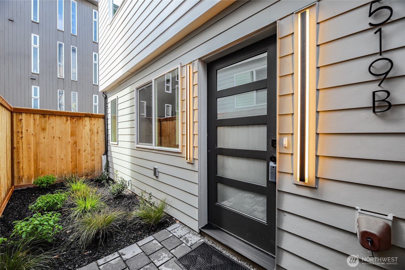 4517 44th Avenue SW Unit: Unit B