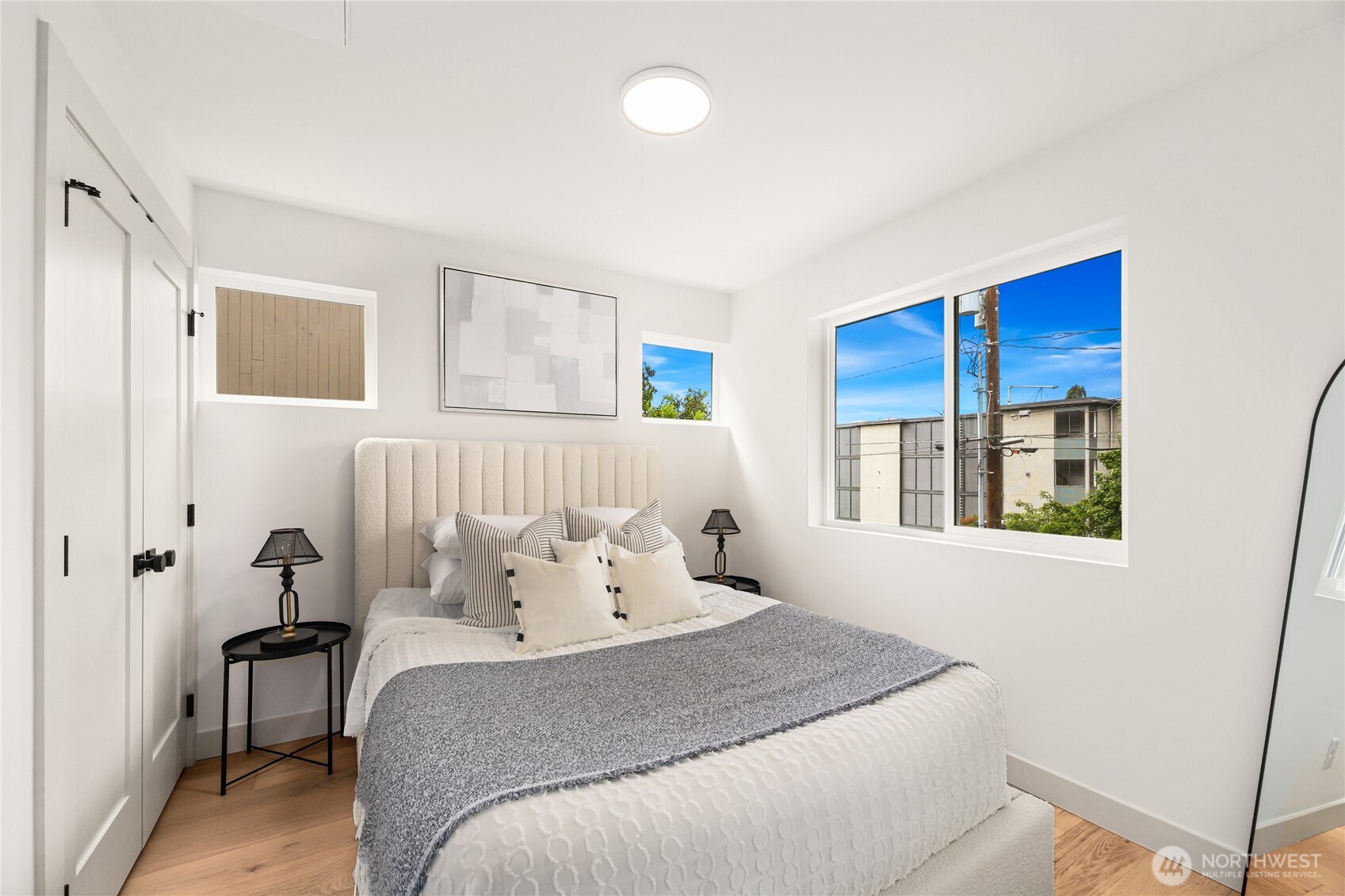 4517 44th Avenue SW Unit: Unit B