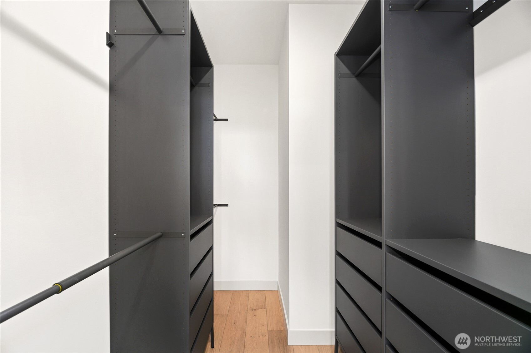 4517 44th Avenue SW Unit: Unit B