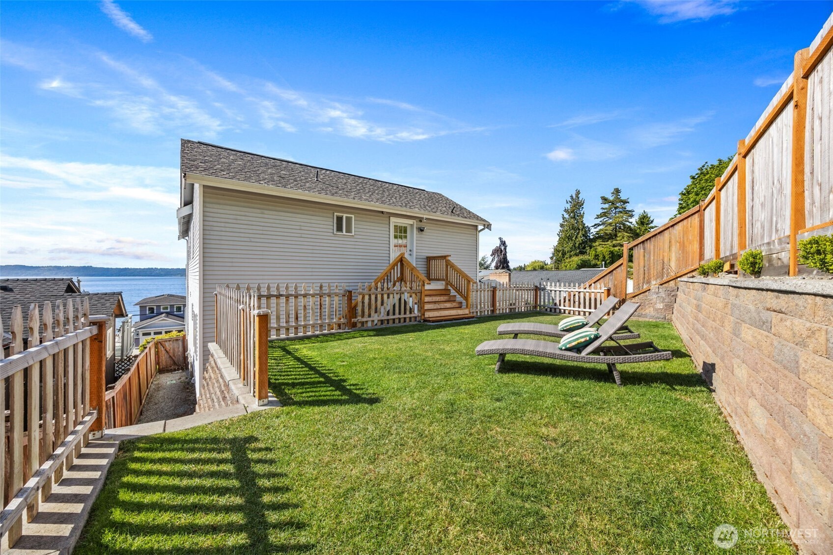 28440 Sound View Dr S