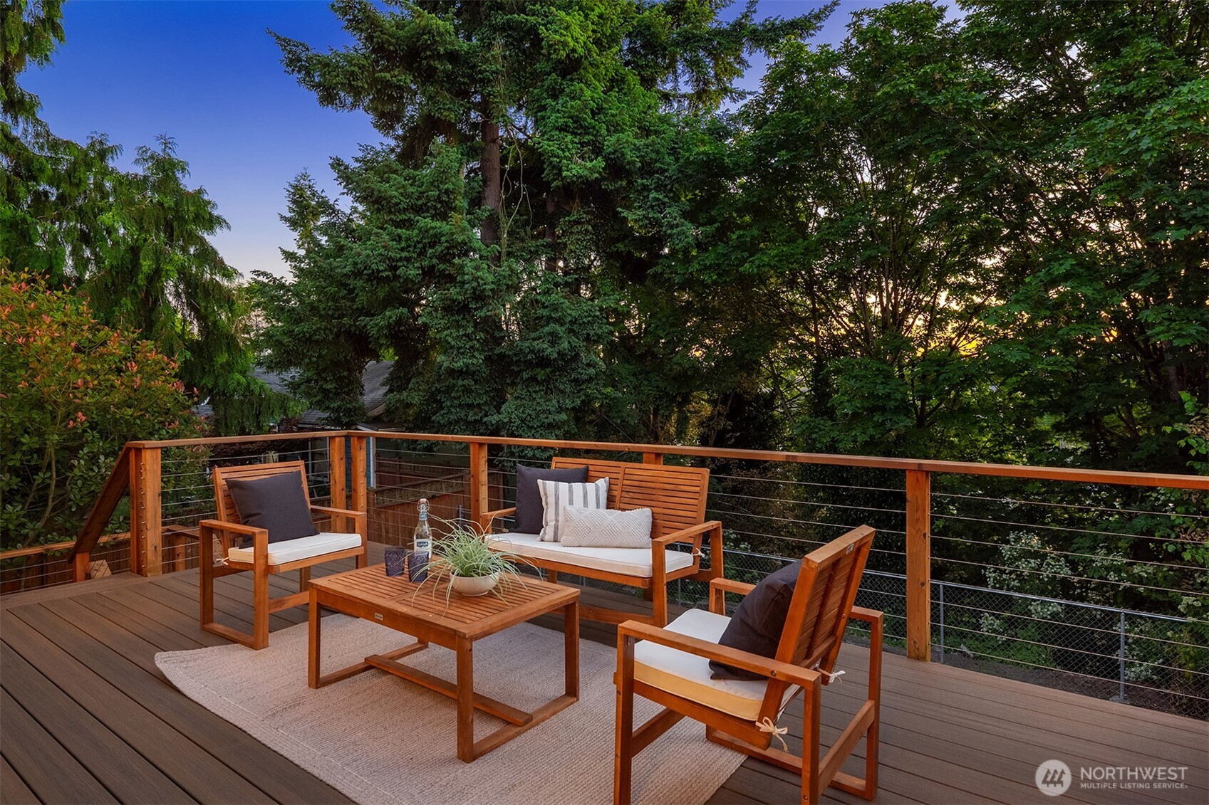 9021 Phinney Avenue N