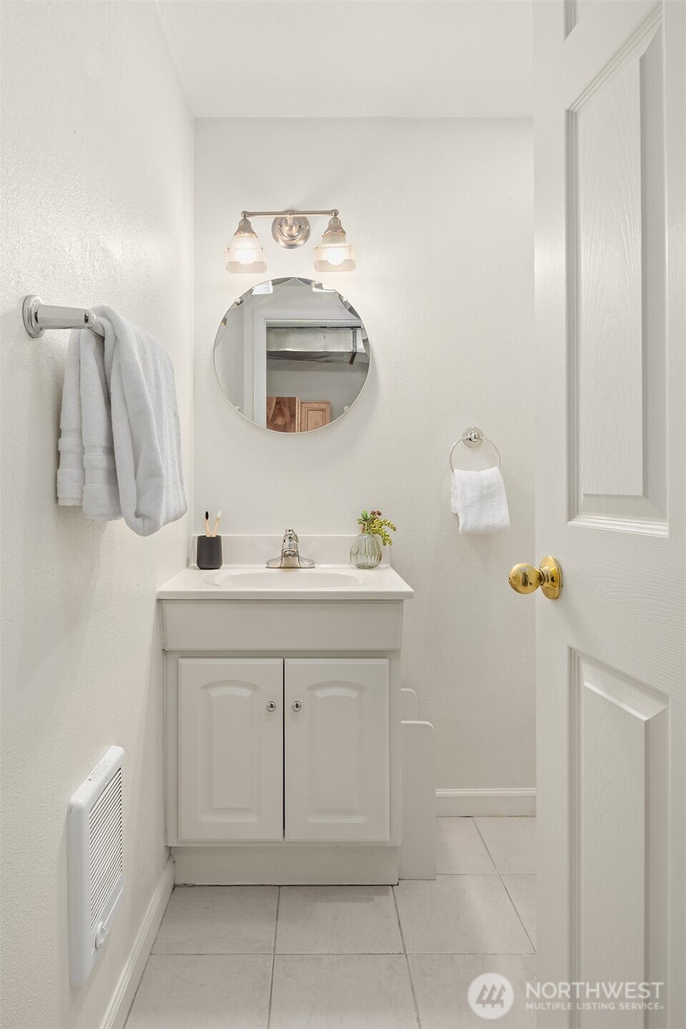 9021 Phinney Avenue N