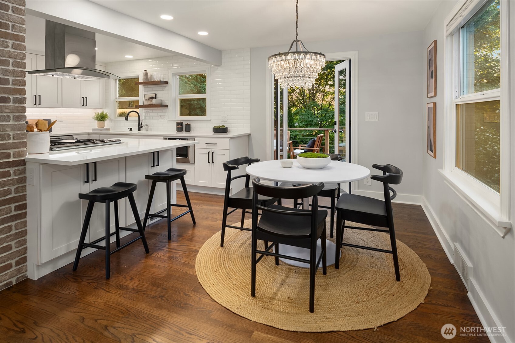 9021 Phinney Avenue N