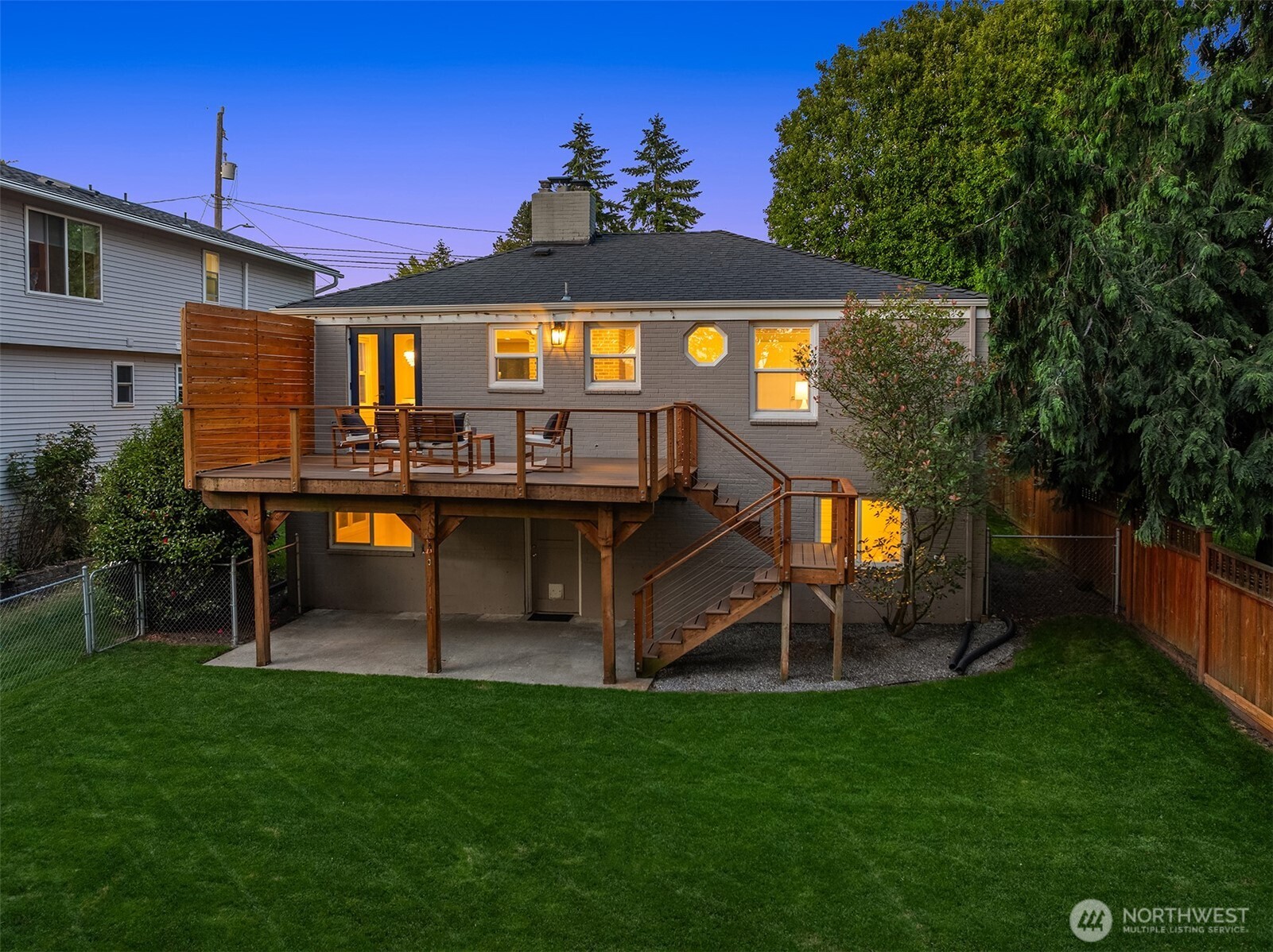 9021 Phinney Avenue N