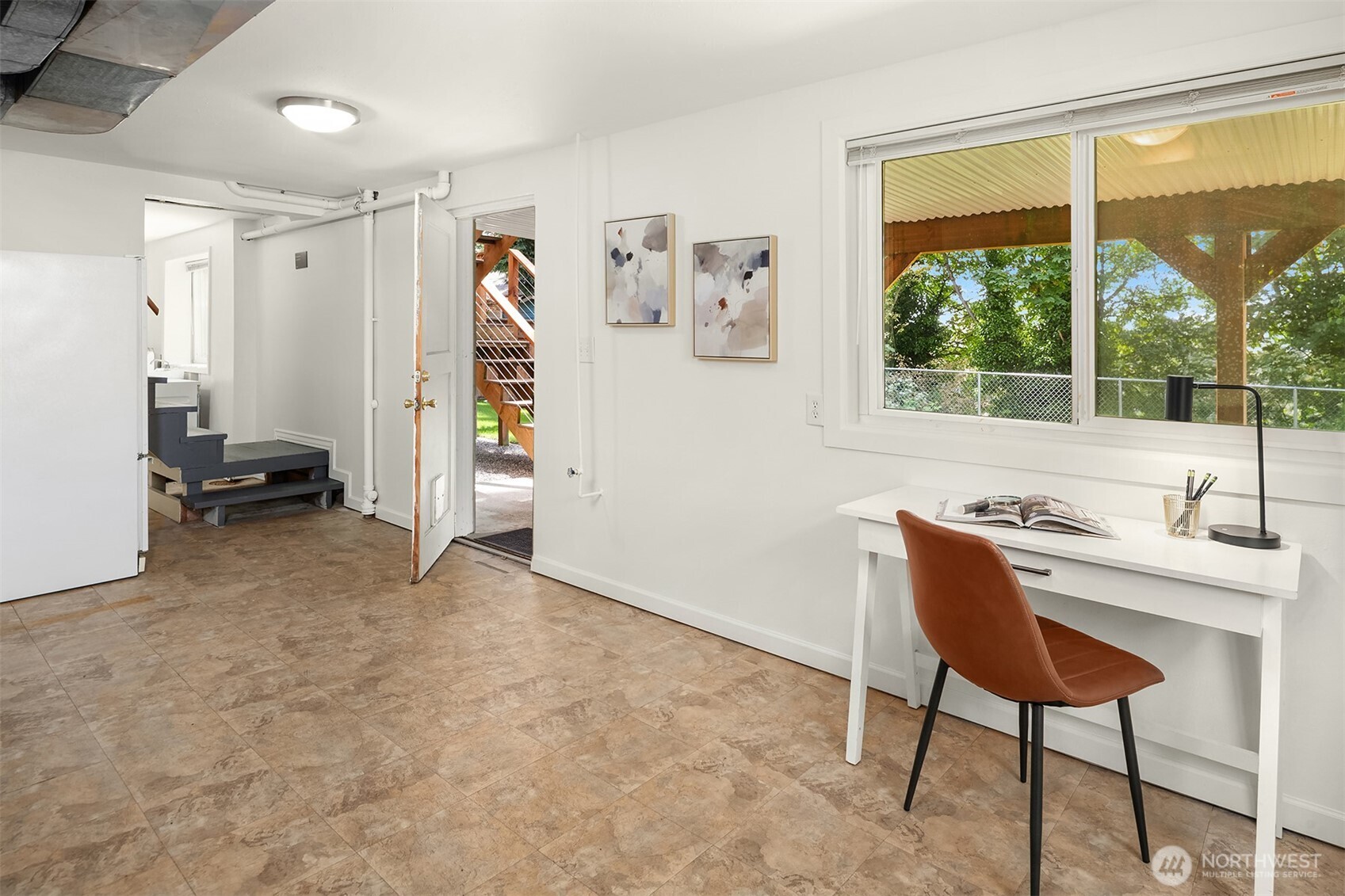 9021 Phinney Avenue N