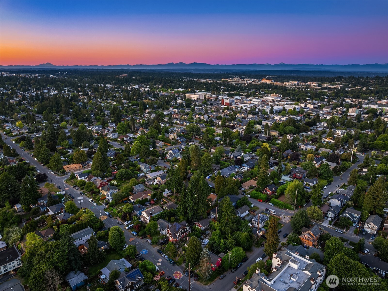 9021 Phinney Avenue N