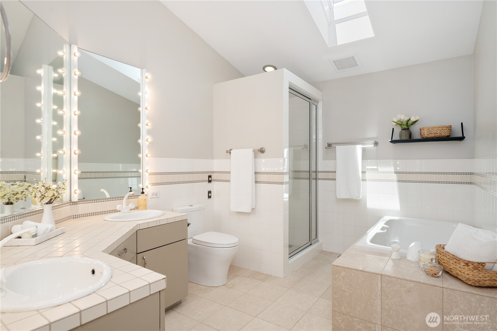 3904 W Sheridan Street