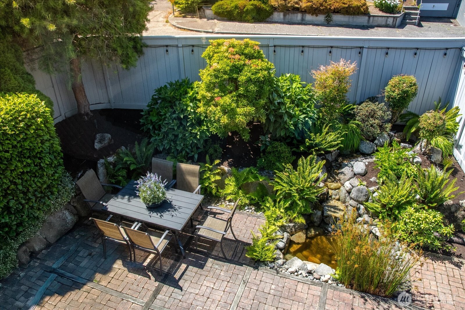 3904 W Sheridan Street