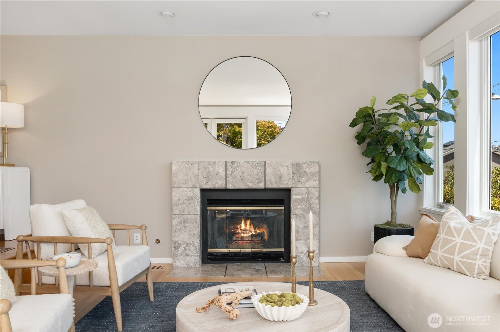 3904 W Sheridan Street