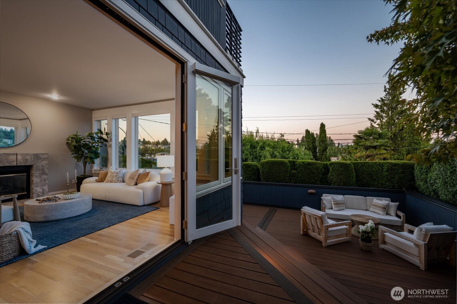 3904 W Sheridan Street