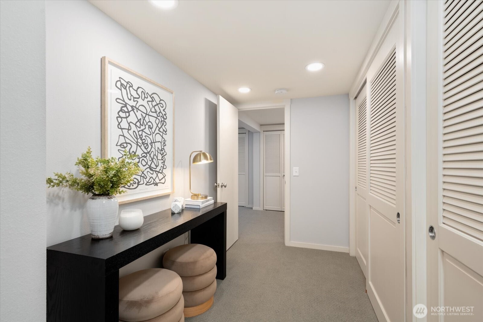 3904 W Sheridan Street