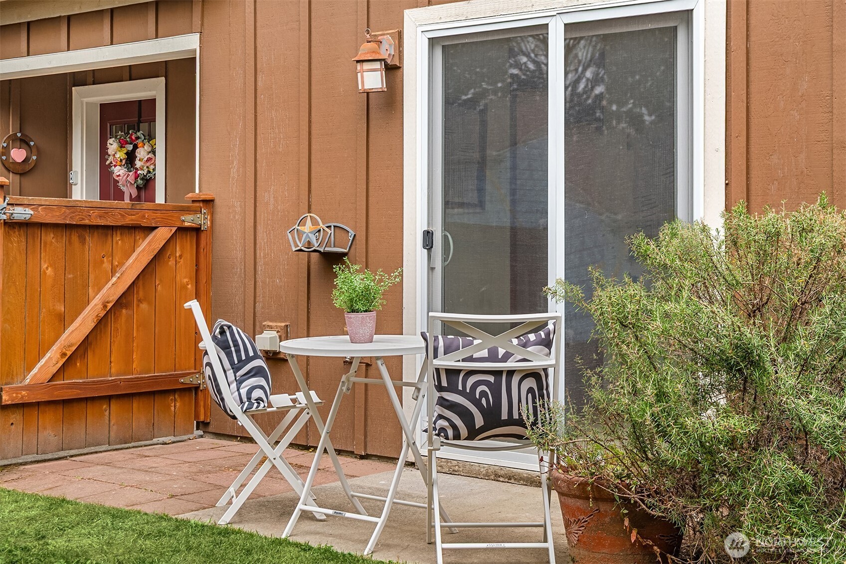 10411 Alderbrook Place NW