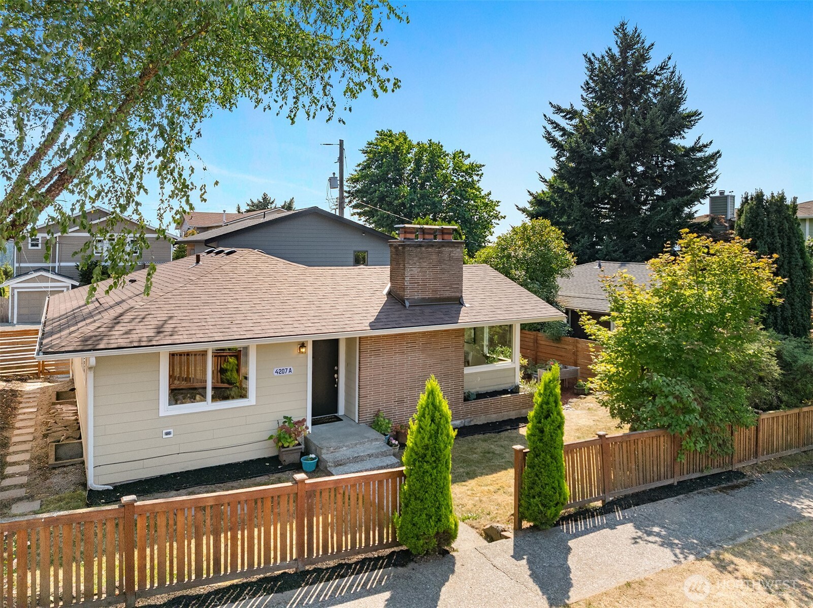 4207 SW Thistle Unit: A