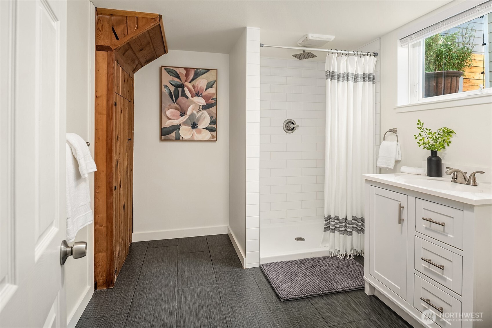 4207 SW Thistle Unit: A