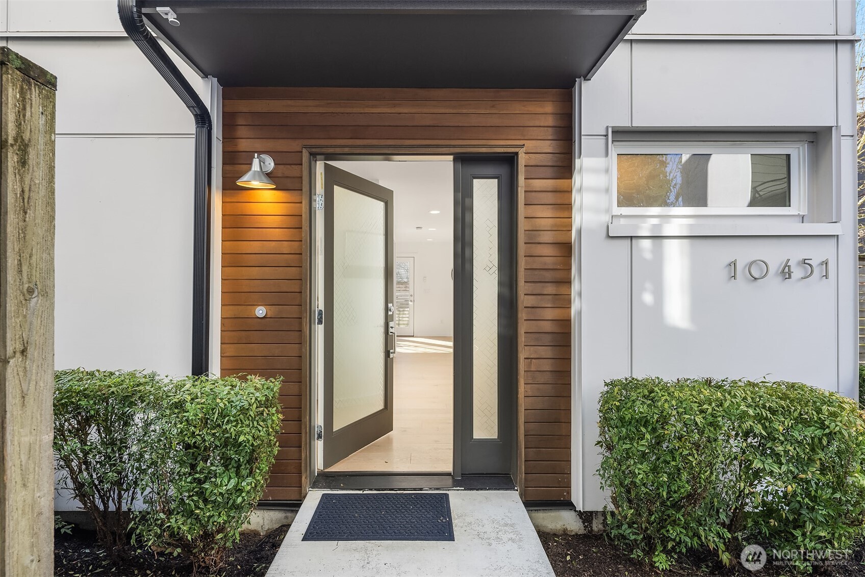 10451 Alderbrook Place NW