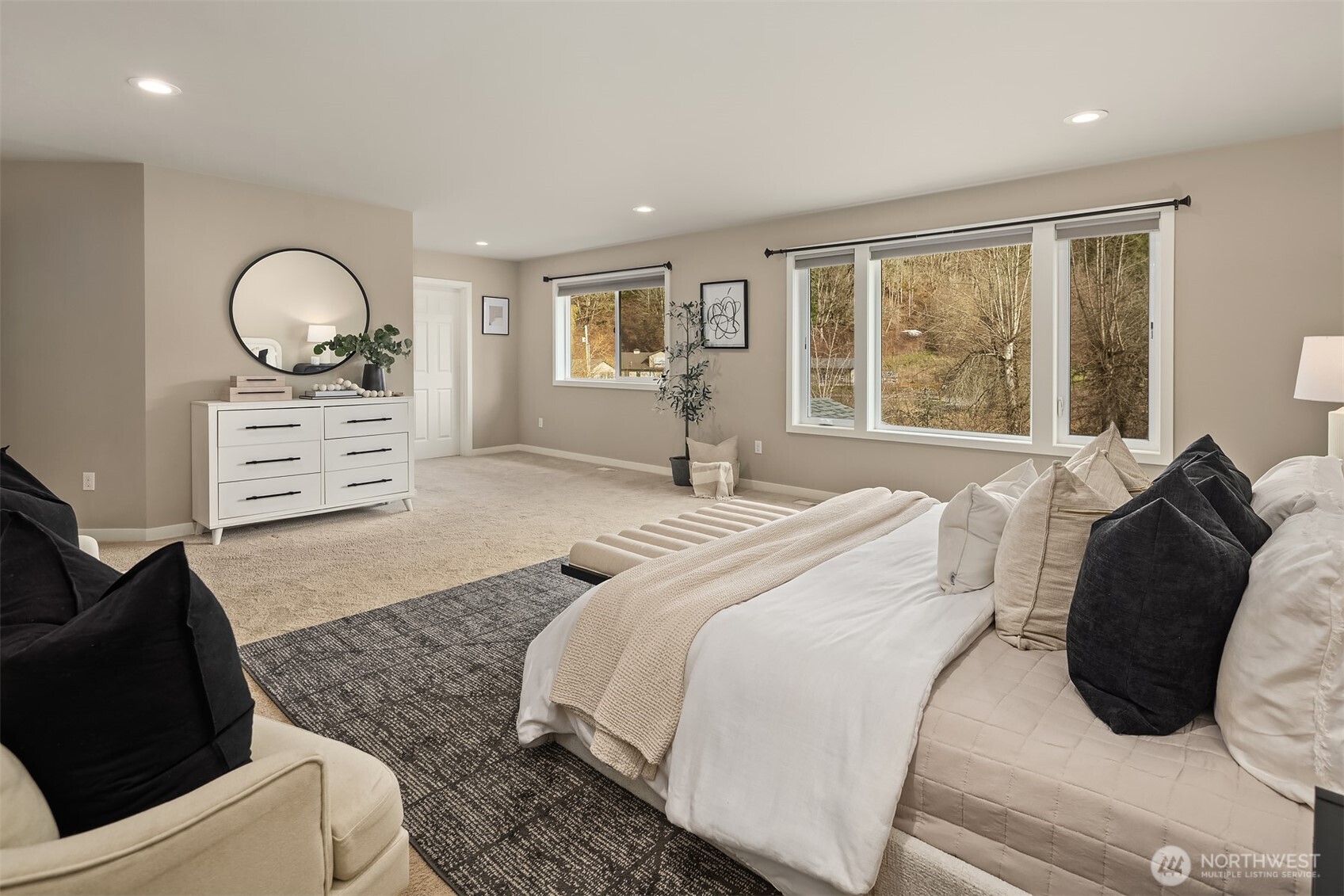 8202 196th Avenue NE